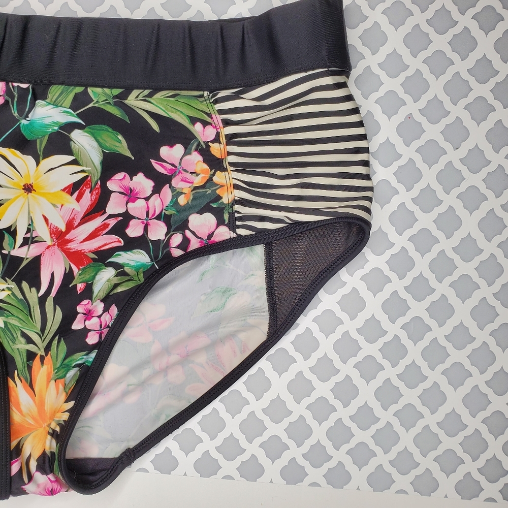 Skye ➕ high waisted bikini bottoms
